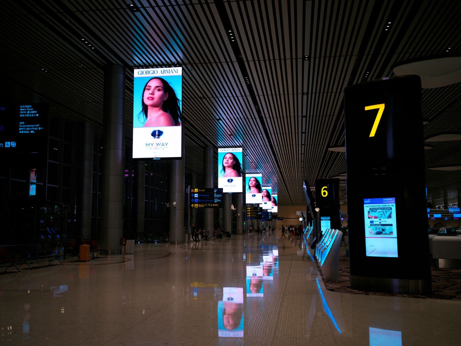 Digital Signage & Displays